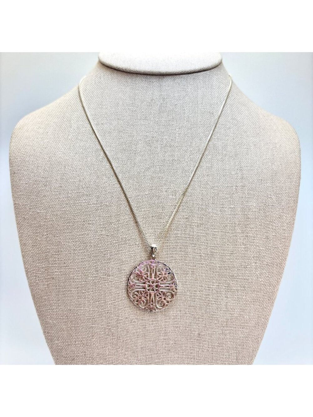 Scroll Heart Circle Pendant Necklace Sterling Silver 925 Size 18" Length